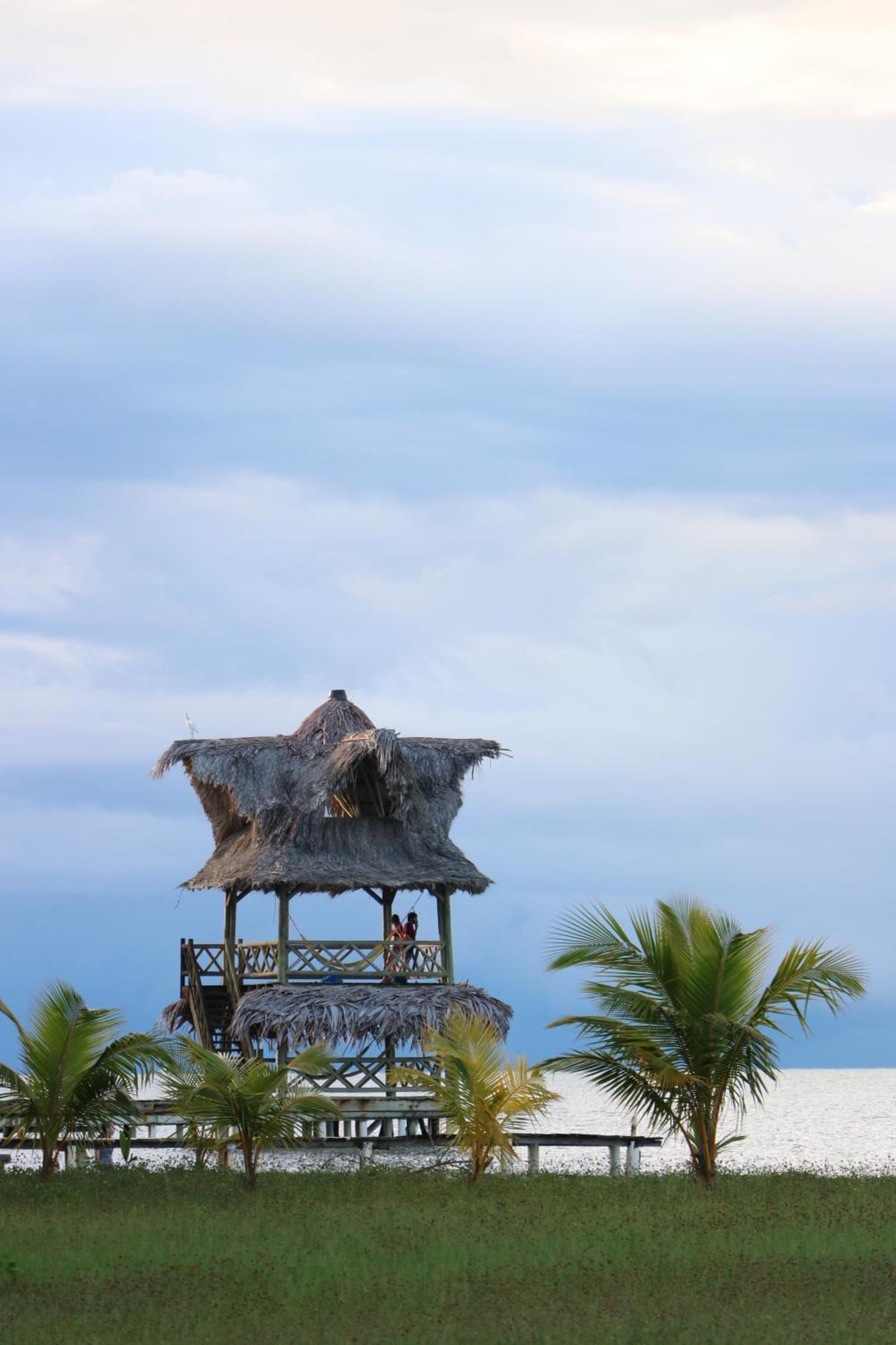 Hotel Salvador Gaviota Livingston Ngoại thất bức ảnh