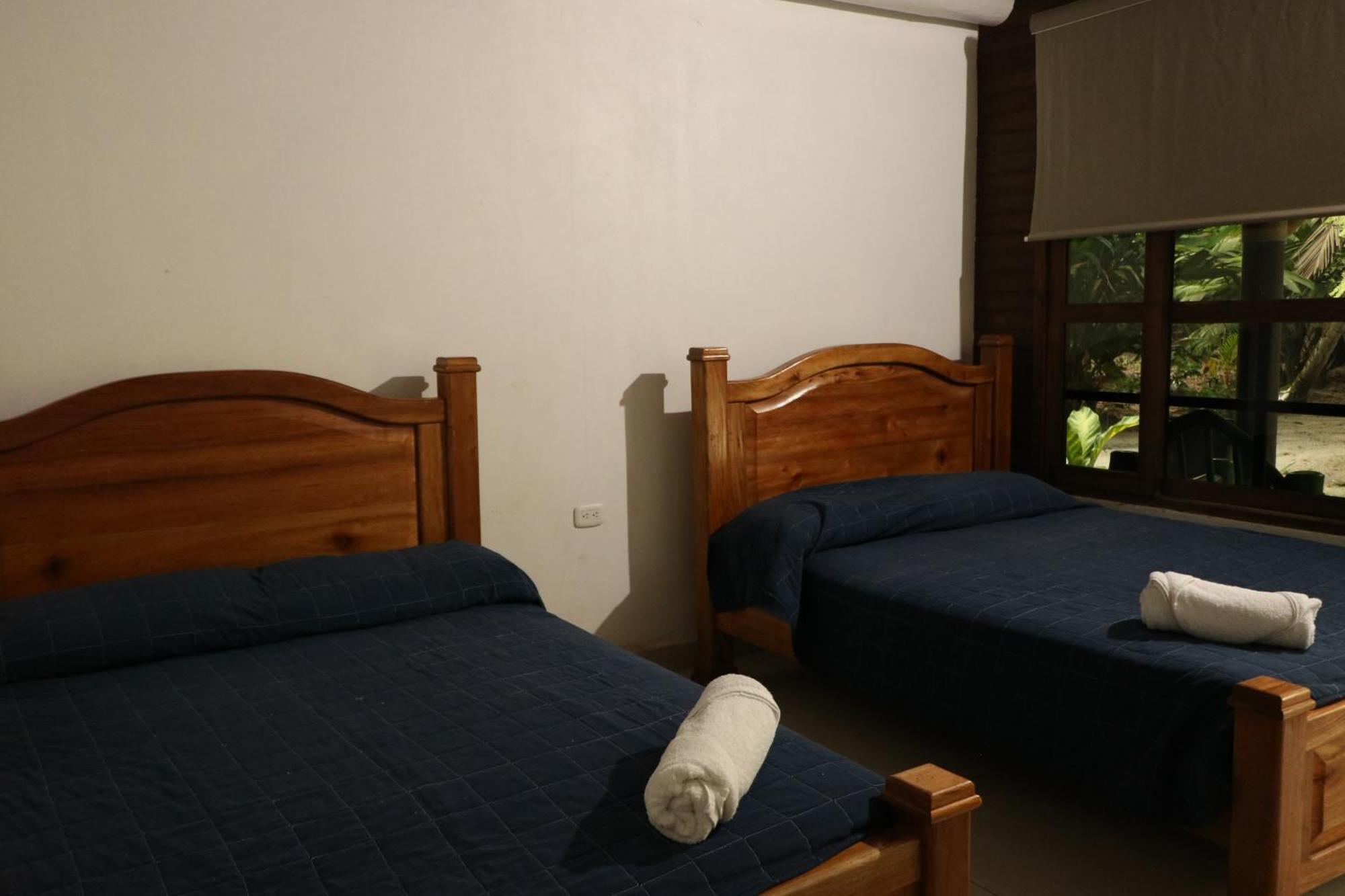 Hotel Salvador Gaviota Livingston Ngoại thất bức ảnh