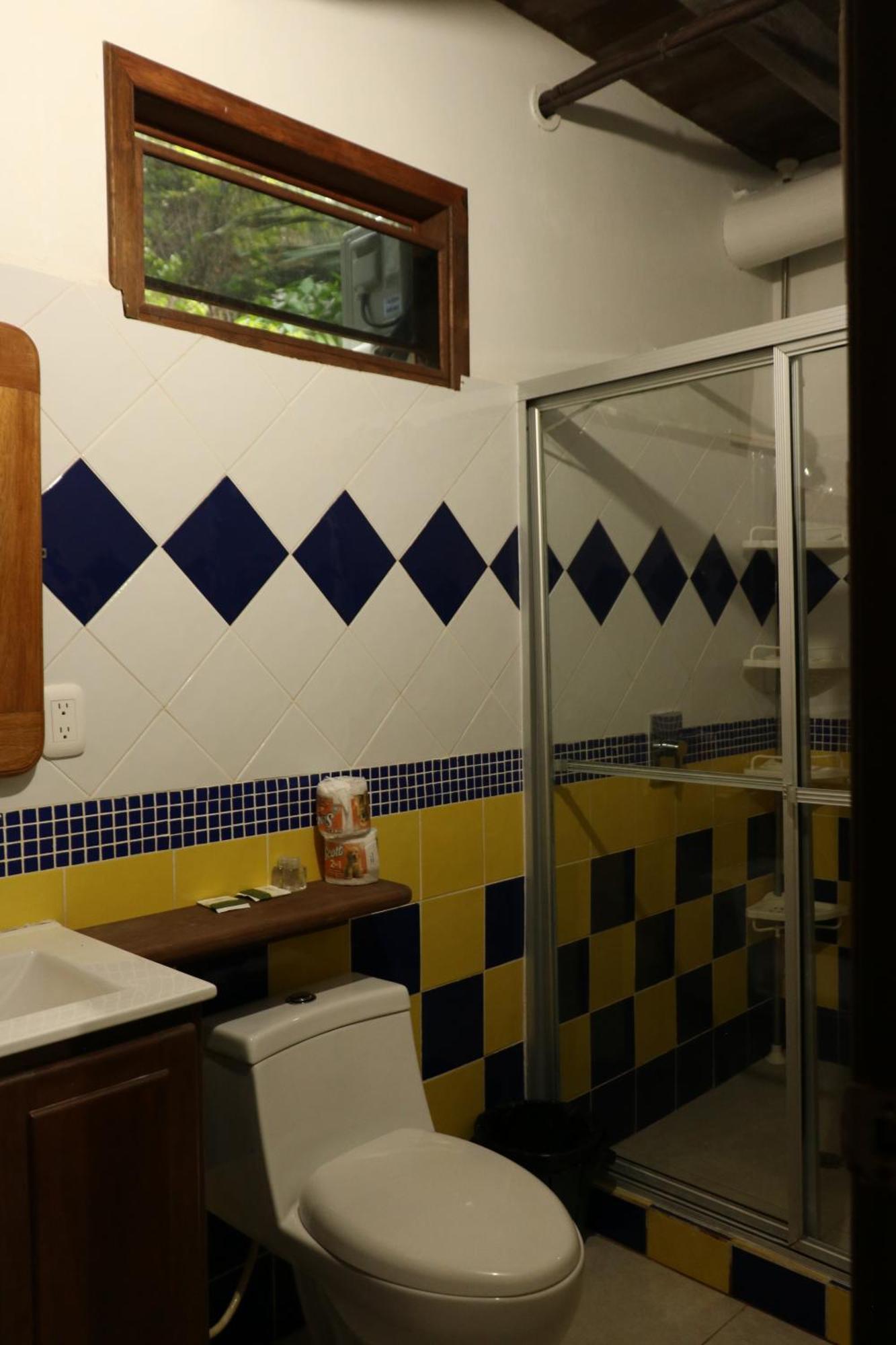 Hotel Salvador Gaviota Livingston Ngoại thất bức ảnh