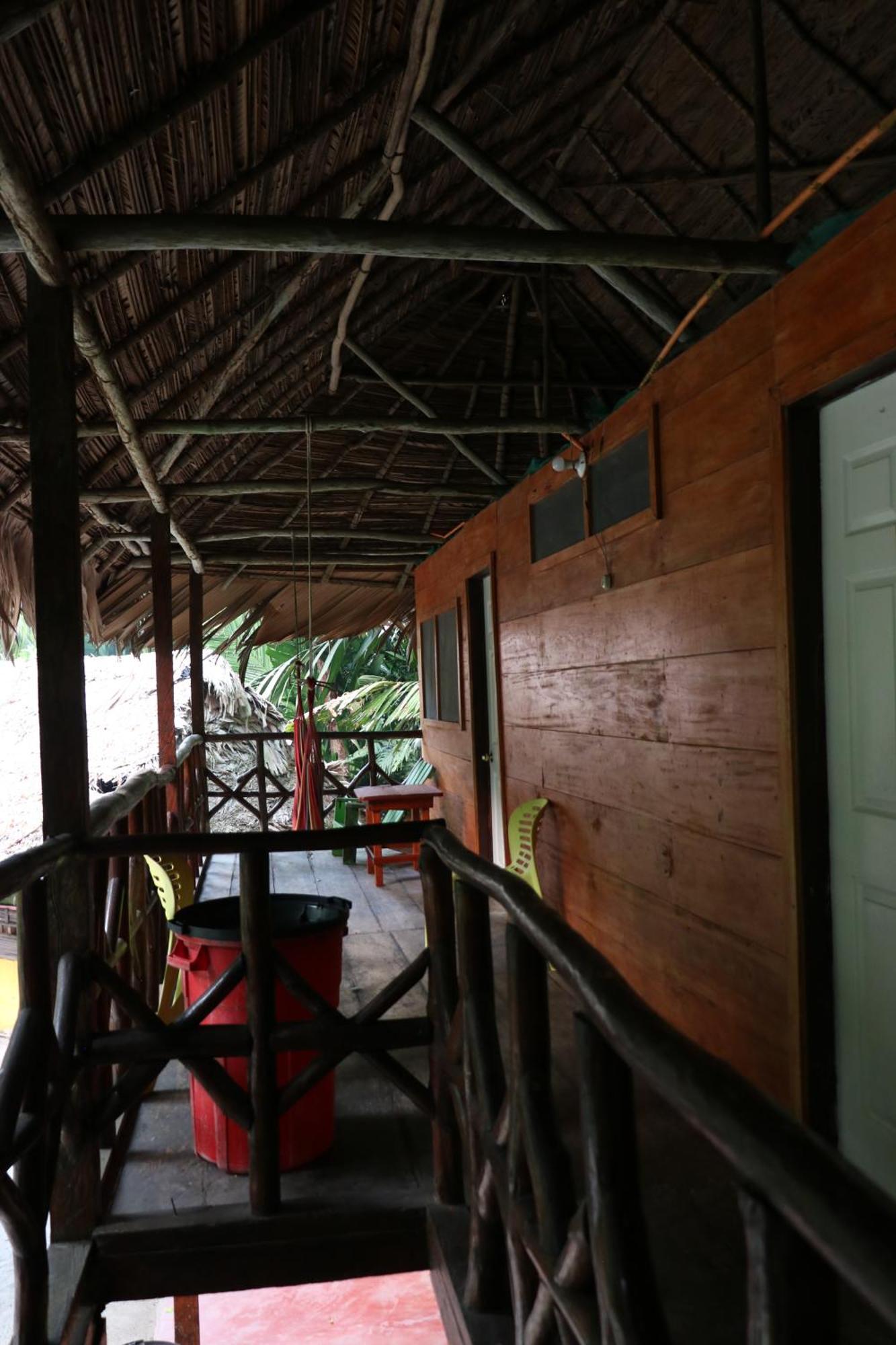 Hotel Salvador Gaviota Livingston Ngoại thất bức ảnh